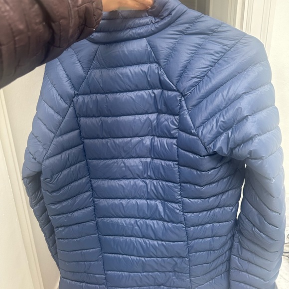 Patagonia Women’s Down Sweater XS Navy Blue - Picture 4 of 7